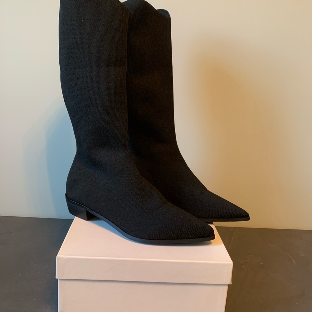 Black Women's Knee-High Boots